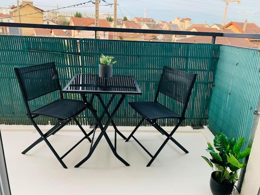 Appartement T2 Ideal Pour Familles Ou Sejour D Affaire Argenteuil Exteriér fotografie