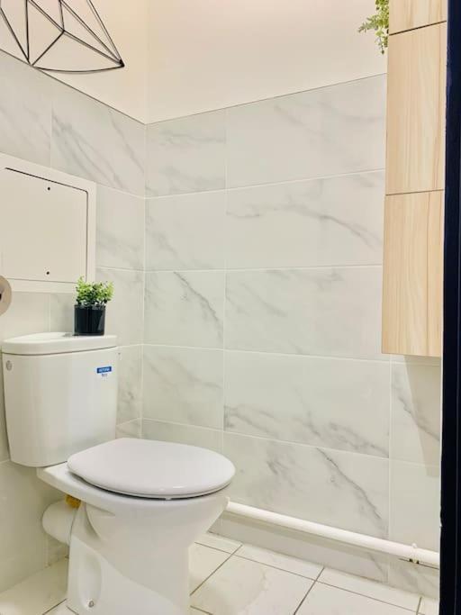 Appartement T2 Ideal Pour Familles Ou Sejour D Affaire Argenteuil Exteriér fotografie